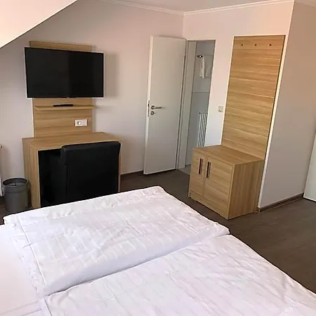 Hotel Well Garni 3*