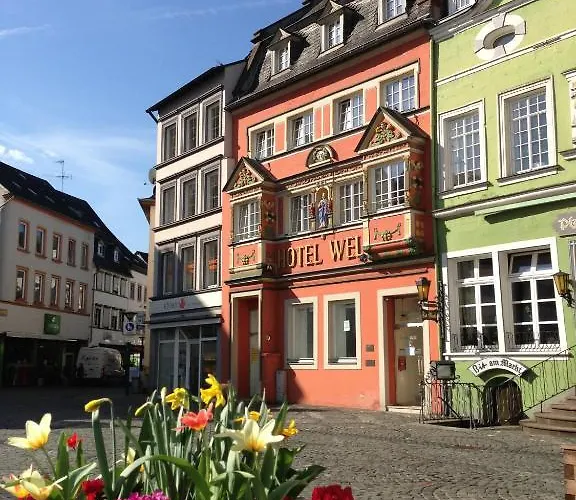 Well Garni מלון 3*